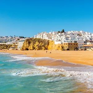 albufeira-vallley-2-with-pool-by-homing.hotelaalgarve.com/